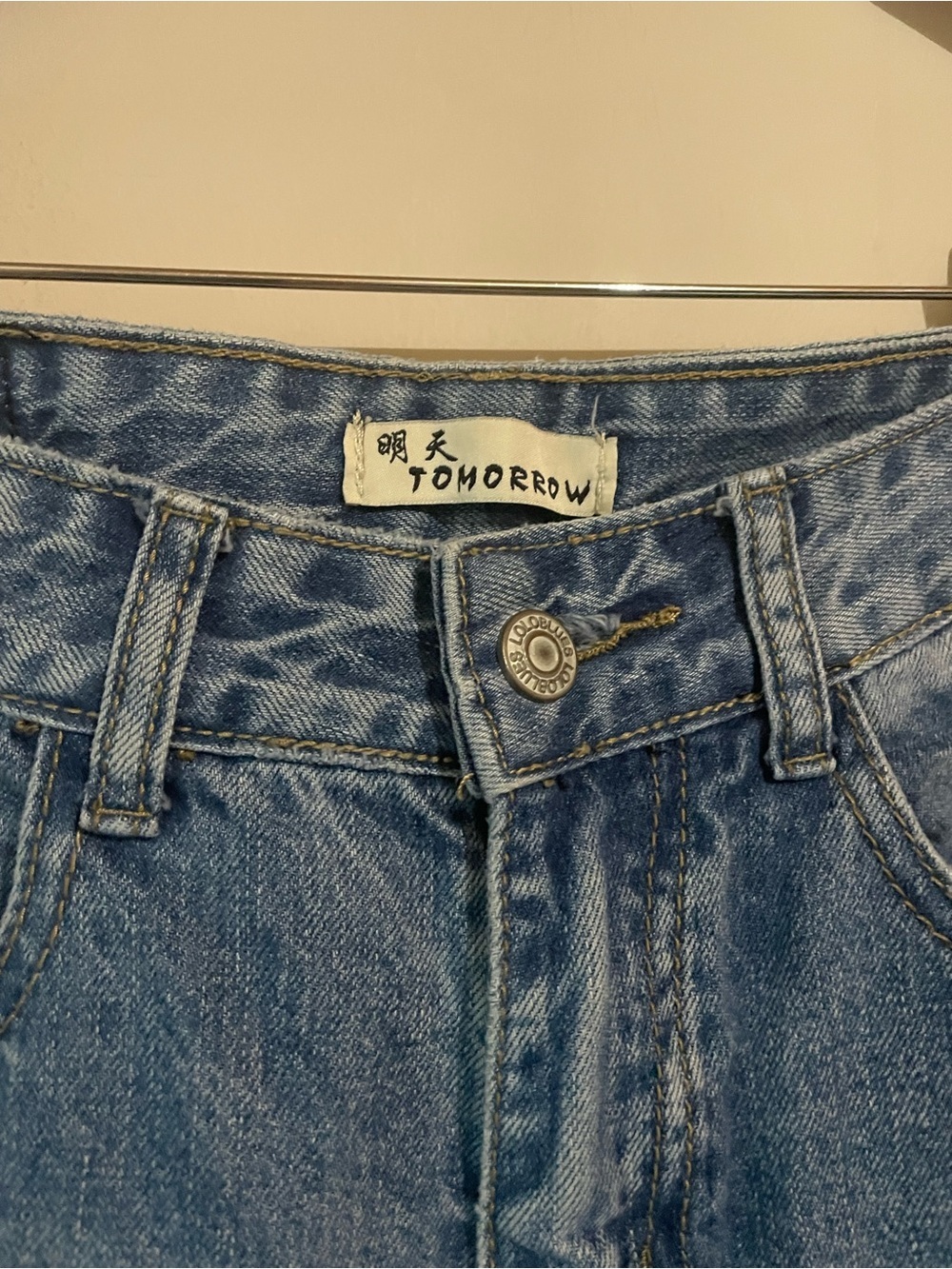 ✨ Tomorrow Jeans - Picture 2 of 6